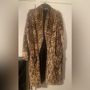 Luxe Leopard Print Faux Fur Robe - Brown & Black